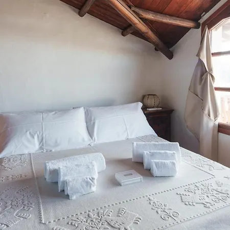 Апартаменти Panoramic Attic With Pool Near Costa Smeralda *