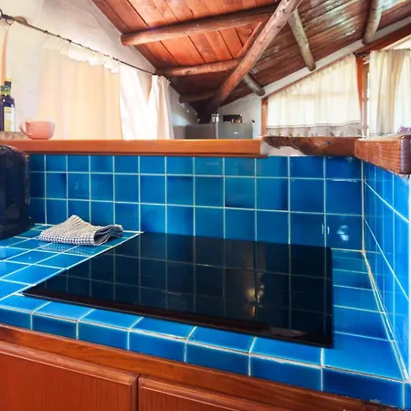 Panoramic Attic With Pool Near Costa Smeralda Апартаменти